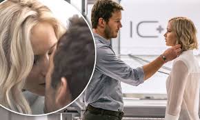 Jennifer lawrence y chris pratt asisten a the ellen show para promocionar passengers. Chris Pratt Says Getting Naked With Jennifer Lawrence On Passengers Was Far From Sizzling Daily Mail Online