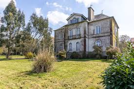 maison à vendre à thorigné fouillard