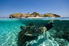 Keren, Indonesia Punya Dua Pulau Tempat Snorkeling Terbaik di Dunia
