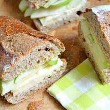 brie and apple sandwich easy