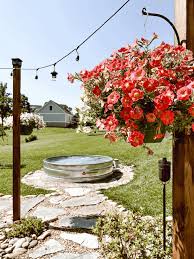 Best Plants For An Above Ground Pool