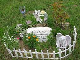 Pet Memorial Garden Dog Grave Ideas