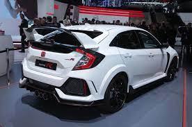Advanced aerodynamics present an uncompromising look; Honda Civic Type R Unveiled At Geneva Motor Show 2017 Autocar