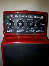 The red special guitar was built by brian may and his father in 1963. En Digitech Brian May Red Special Pedal 2008