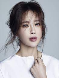 Baek Ji Young sheds tears during concert while talking about her husband's  drug scandal | allkpop