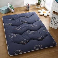 While the layers aren't as large as those in thick. Amazon Com Satatam Tatami Floor Mat Traditional Japanese Futon Japanese Bed Queen King Dorm Thin Mattress Topper C 120x200cm 47x79inch