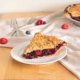What is in a Michigan Berry pie?