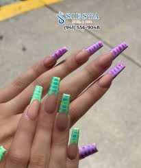 rock your summer with 3d manicure