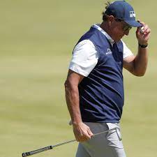 Phil Mickelson at a loss to explain ...