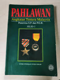 Buku tahunan angkatan ke 5. Buku Buku Angkatan Tentera 1972
