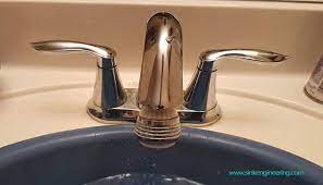 remove bathroom sink faucet handle