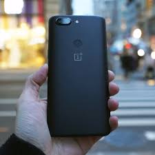 oneplus 5t hands on bigger screen and