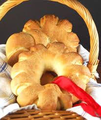 You'll love these christmas bread recipes and there's something for everyone. Christmas Wreath Rolls Holy Cow Vegan Recipes
