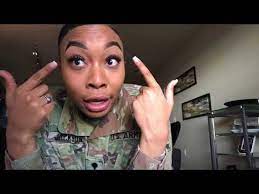 wear eyelash extensions in the military