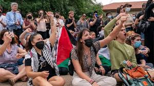 وامتدت الاحتجاجات في غزة إلى أكثر من 40 جامعة أمريكية واعتقل المئات -  Al-Monitor: Independent, trusted coverage of the Middle East