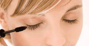 eyelash primer application benefit