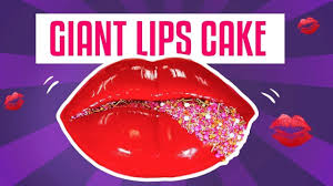 how to make a giant lips cake for