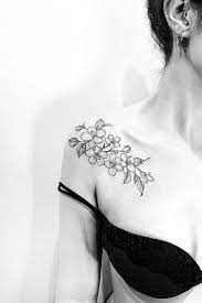 La Peau Dure - tatouage fleur de cerisier | Tatouage fleur de cerisier, Tatouage  fleur, Tatouage de fleurs de cerisier