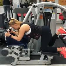 Andreea Maria Ungureanu Afit On The Hoist Fitness Glute