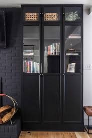 Diy Built In Bookshelves Around A
