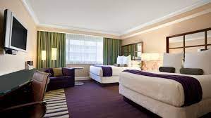 las vegas hotel rooms suites