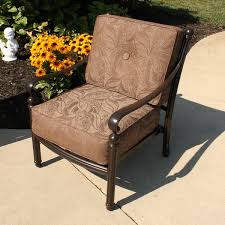 Its light weight doesn't make it any less durable, thankfully. Blogs Aluminum Patio Furniture Care Ideas Resources