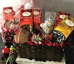You could even make a variety plate with an assortment of the following treats. Holiday Magic Gift Basket Chocolate Pizza Gourmet Treats
