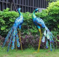 Peacock Statue Metal Garden Sculpture