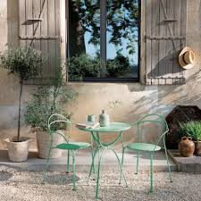 Contemporary Outdoor Garden Tables