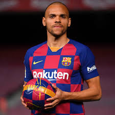 He plays as a forward or winger. Podcast Controlling Your Own Destiny With Martin Braithwaite Forward For Fc Barcelona David Meltzer