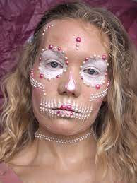 pearl skull easy halloween makeup