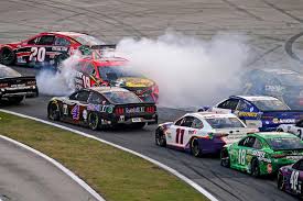 What are they doing seriously. The Top 5 Breaking Down The Daytona Road Course Nascar Weekend The Athletic
