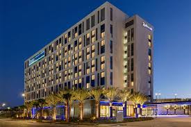 radisson blu anaheim luxury hotel
