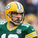 what-type-of-helmet-does-aaron-rodgers-where