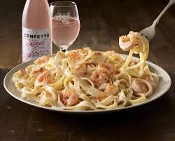 Right before mealtime, toss in the shrimp to cook quickly. Olive Garden Exclusive Wines And Dinner Delivery Now Available Southern Living