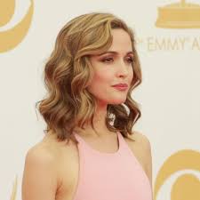 A medium wavy hairstyle can vary from shoulder length graduated layers, to heavy one length looks, and even messy uniform layer cuts. 7 Gorgeous Medium Length Hairstyles For Women With Thick Hair