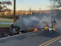 Officials said john anderson, 43, of pioneer, tennessee was found dead on the scene. One Person With Non Life Threatening Injuries After Car Fire Saturday Evening Wbir Com