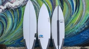 a stringer and why are there surfboards