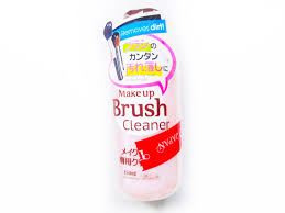 daiso makeup brush cleaner nicol wong