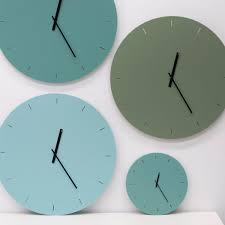 Too Designs Minimal Clock Olive Green