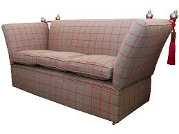 The classic acorn 90 sofa by pearson furniture (below) is a stunning knole style sofa. Handmade Knowle Sofa