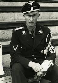 Adolf eichmann was a thin little man with bow legs and a hook nose. Lemo Biografie Biografie Reinhard Heydrich
