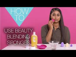 how to use a beauty blending sponge