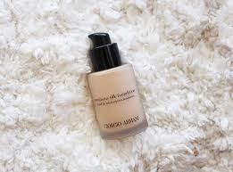 I have fair skin with a warmer undertone and the giorgio armani luminous silk foundation in shade #04 fits me perfectly. Review Giorgio Armani Luminous Silk Foundation In 5 The Beauty Milk
