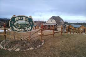 Set in hill city, black hills cabins & motel at quail's crossing offers barbecue facilities. Cabin Rentals Black Hills Travel Deals