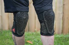 Dainese Trail Skins 2 Knee Guards Review Pinkbike