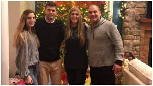 Christian pulisic's an important player in chelsea for more than in the last half it was more what he played entering from the substitute now, does the former borussia dortmund have a girlfriend? Christian Pulisic S Parents Are Head Of Soccer Family Heavy Com