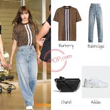 Lisa putting airport fashion to highest level. Blackpink Lisa S Fashion Look At Incheon Airport On July 23 2019 Codipop