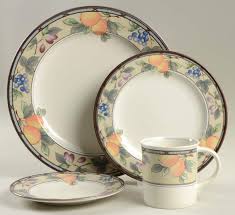 Garden Harvest 4 Piece Place Setting By