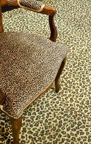 25 striking leopard print room décor